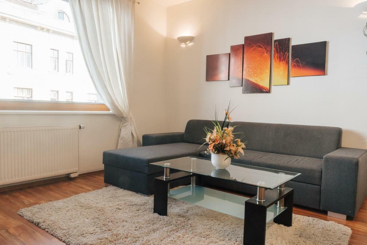 Nobless Apartment Brünn Exterior foto
